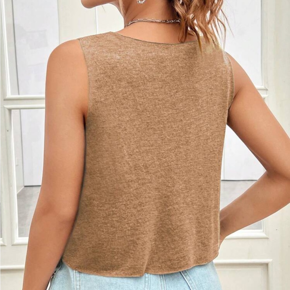 NWT Minimalist Camel Sleeveless Knit Crop Top - Picture 4 of 6